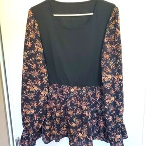Source Unknown Black Floral Blouse